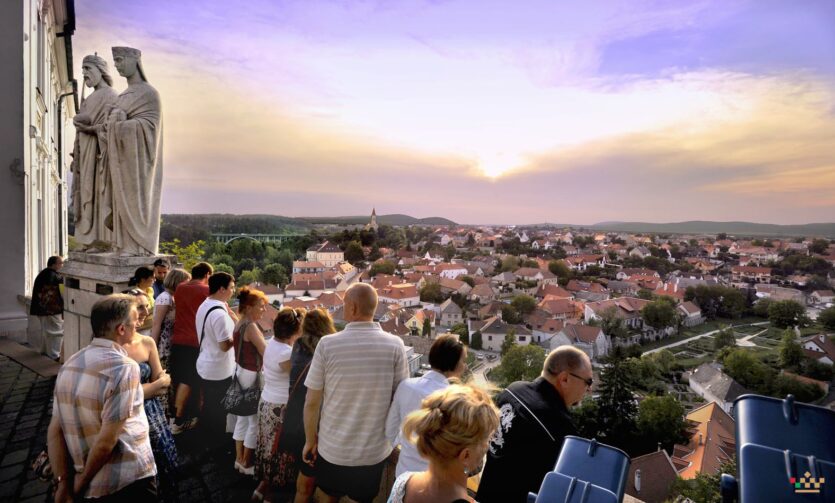 Várkilátó Napnyugtával