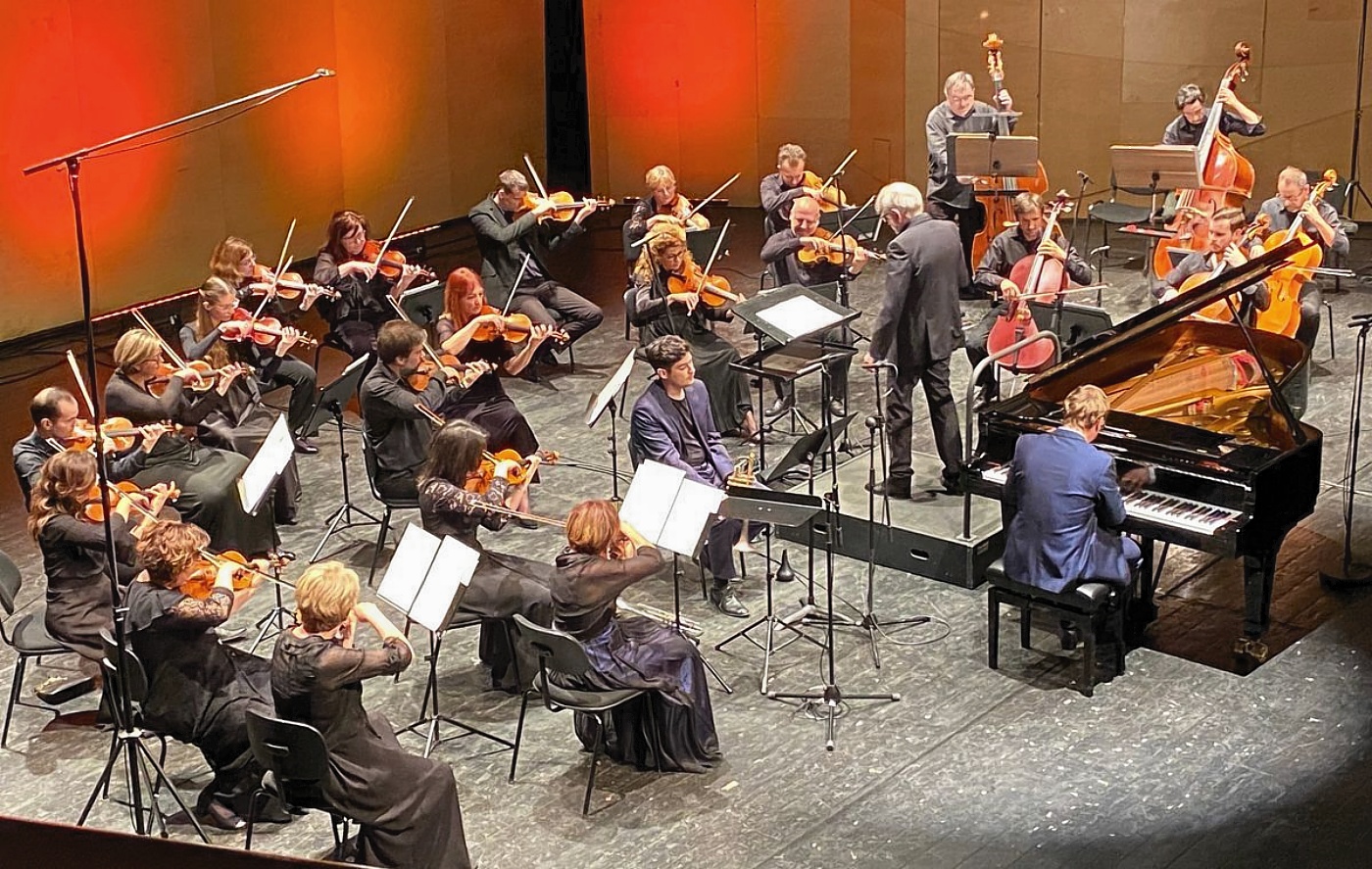 Archív fotó a Mendelssohn Kamarazenekar szerepléséről.
