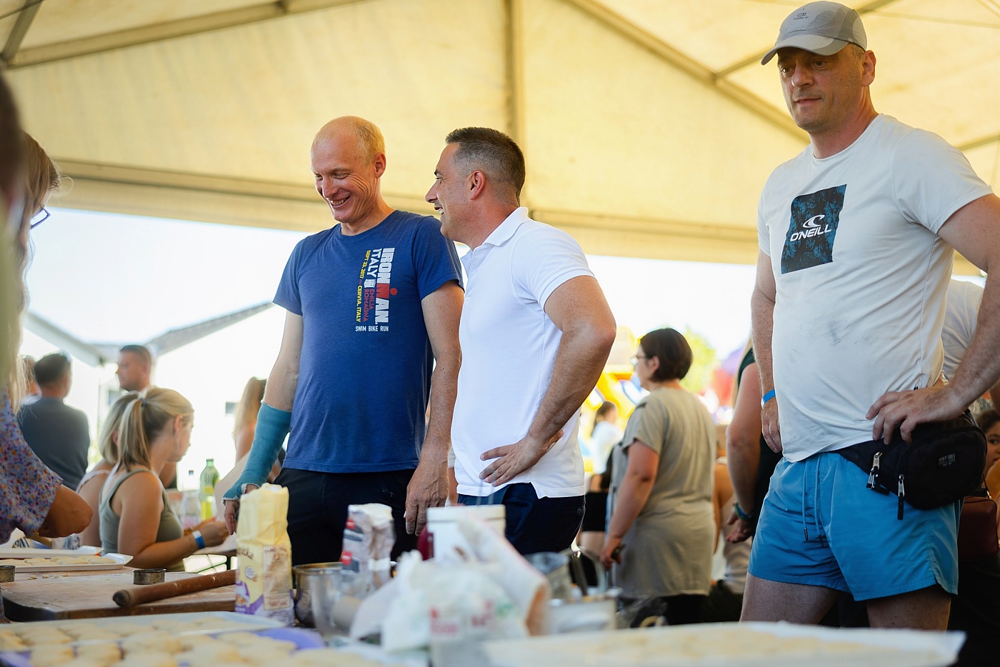 Életkép a jutaspusztai vigadalomból.