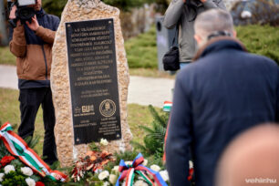 A klnyszermunkára hurcolt magyarok Gulág-emlékműve.