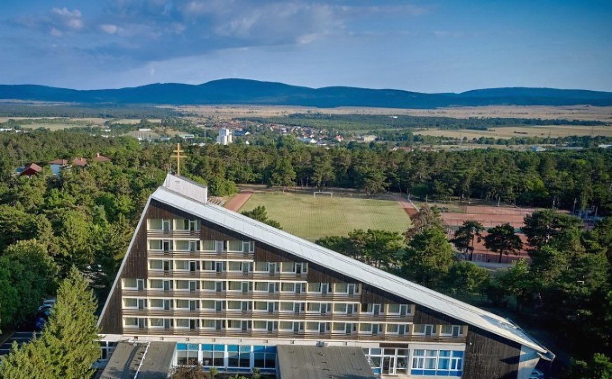 A veszprémi Érseki Főiskola látképe