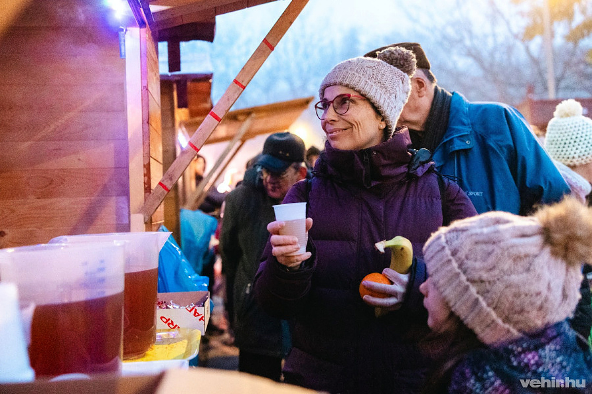 Cholnokyváros karácsonyi ünnepsége