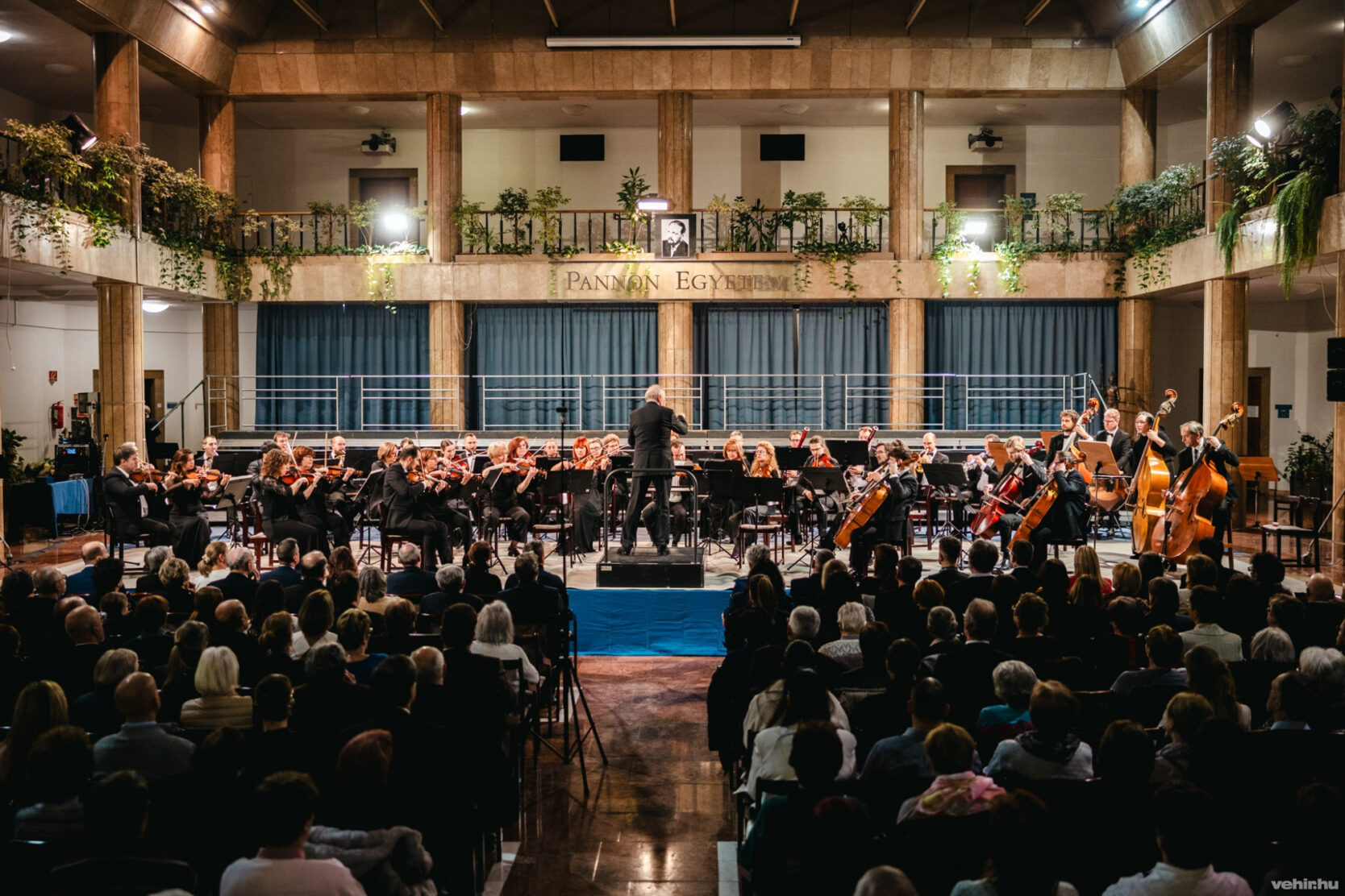 Brusznyai-emlékhangverseny az egyetemi aulában