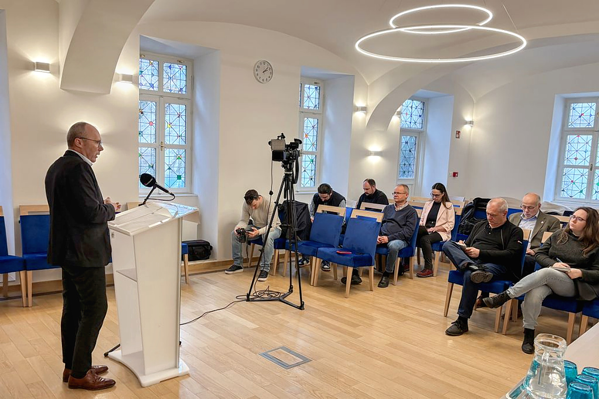 A sajtótájékoztató résztvevői