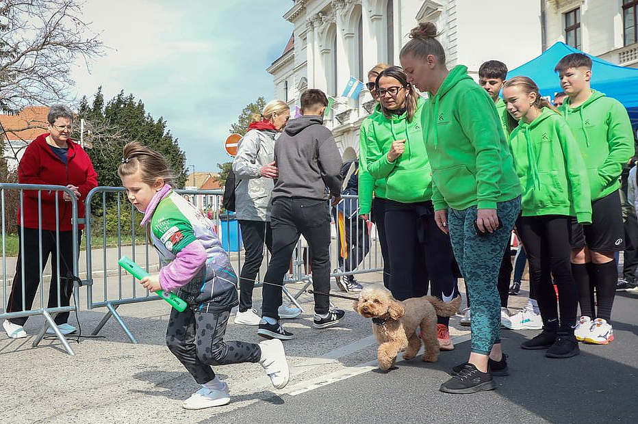 Videó a váltófutásról
