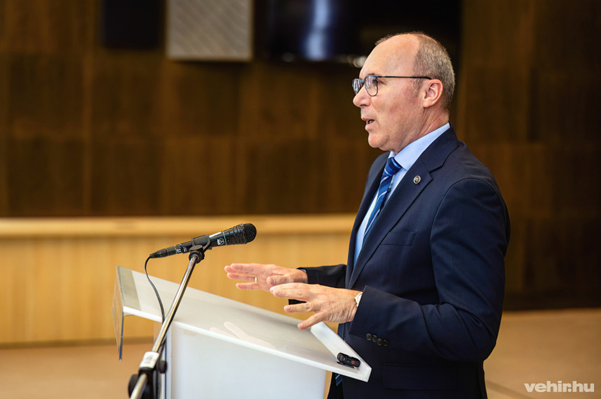 Porga Gyula polgármester