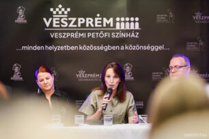 Sajtótájékoztató a Petőfi Színházban