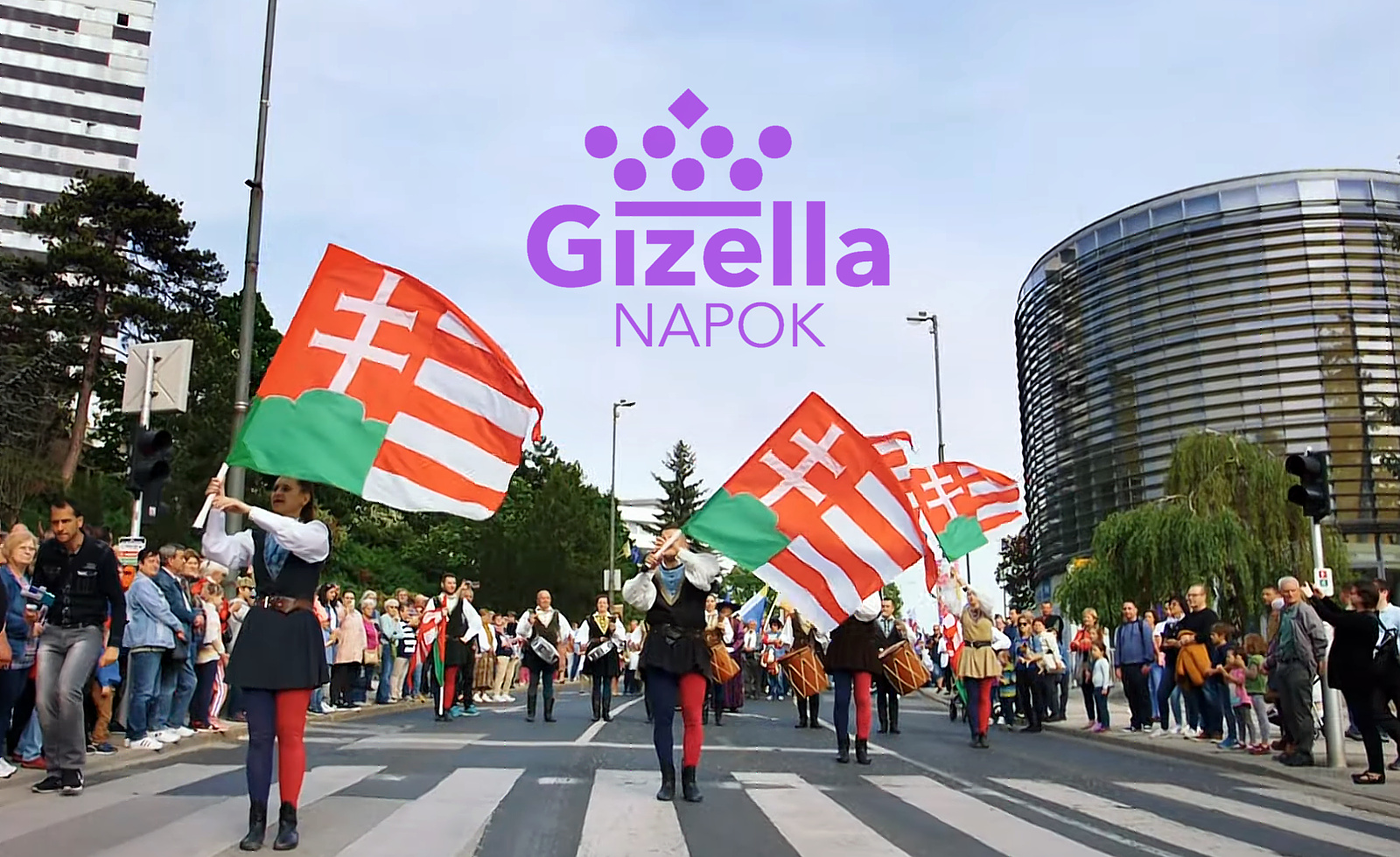 Történelmi felvonulás a Gizella Napokon.