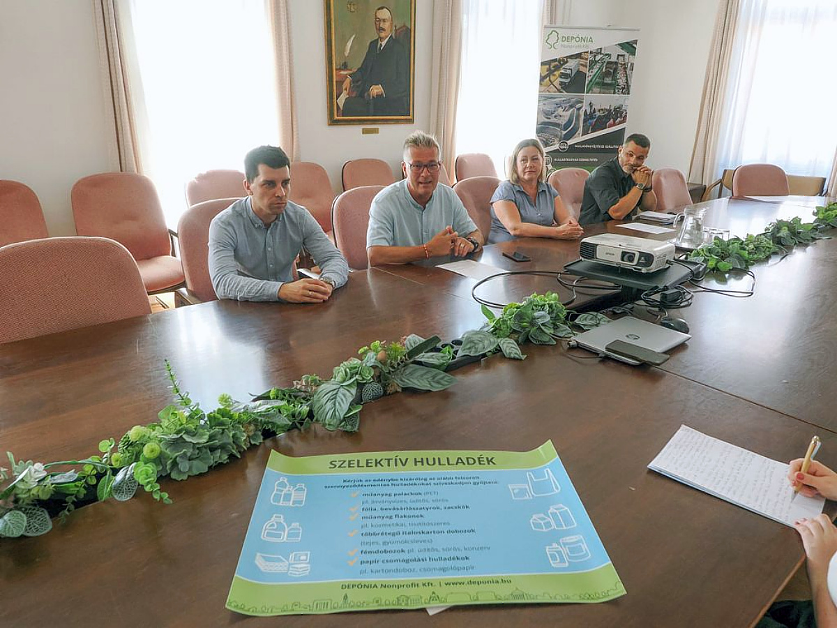 A Depónia Kft. sajtótájékoztatója