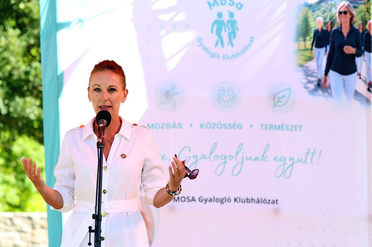 Sótonyi Mónika alpolgármester